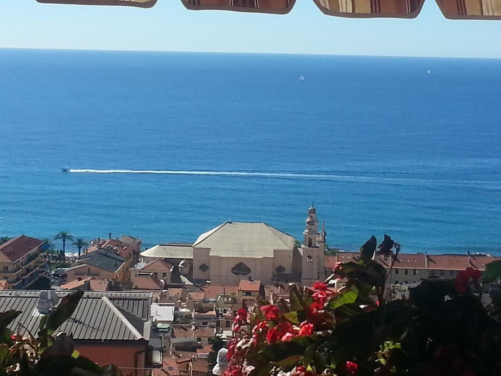 Pietra Preziosa Bed&Breakfast Pietra Ligure Exterior foto